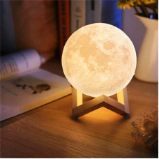 LICHIDARE STOC :Moon Lamp 3D - lampa in forma de luna, lumina LED, stand lemn